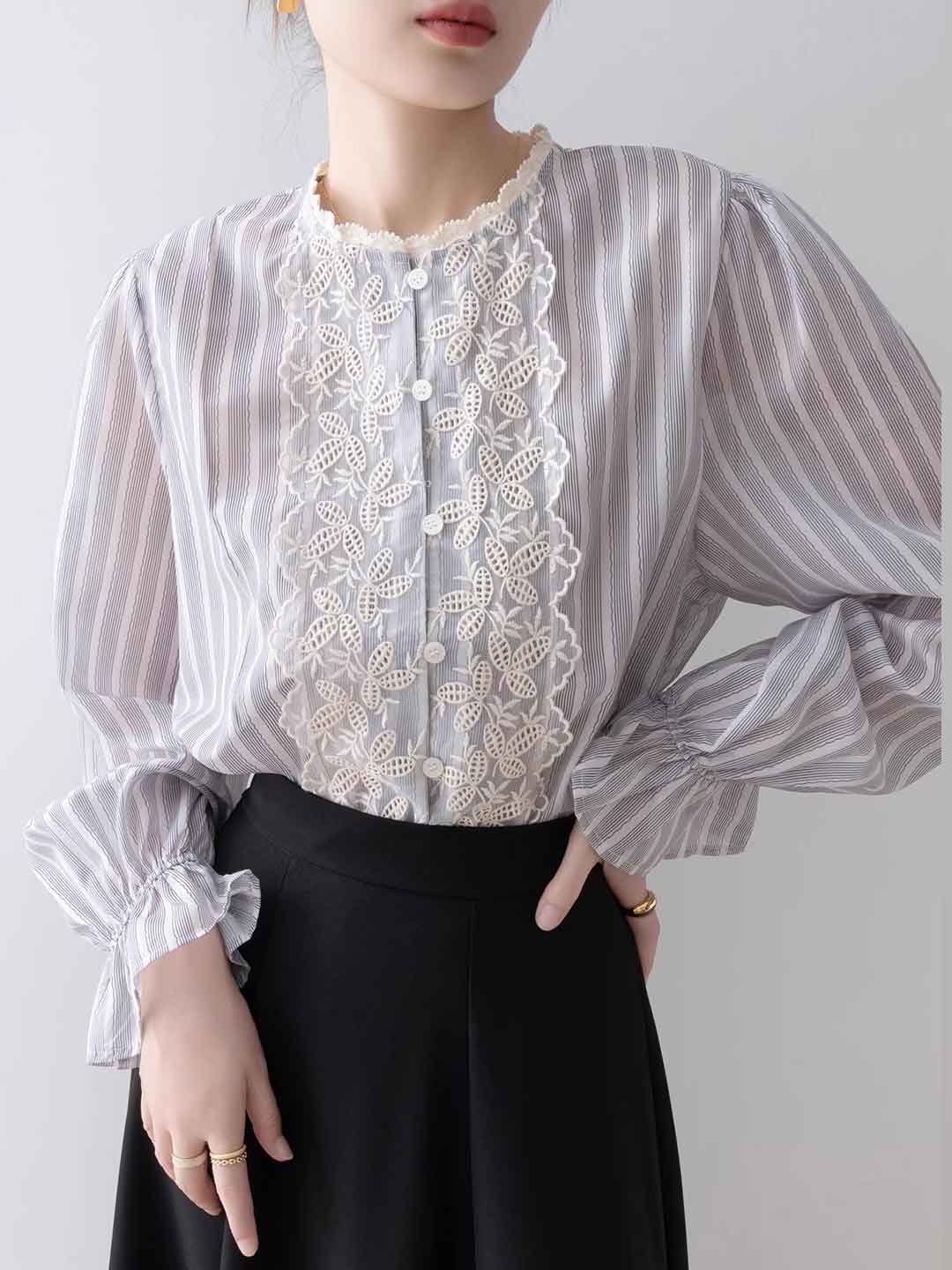 Blusa a Righe con Pizzo | Romantica & Elegante | Stile Raffinato