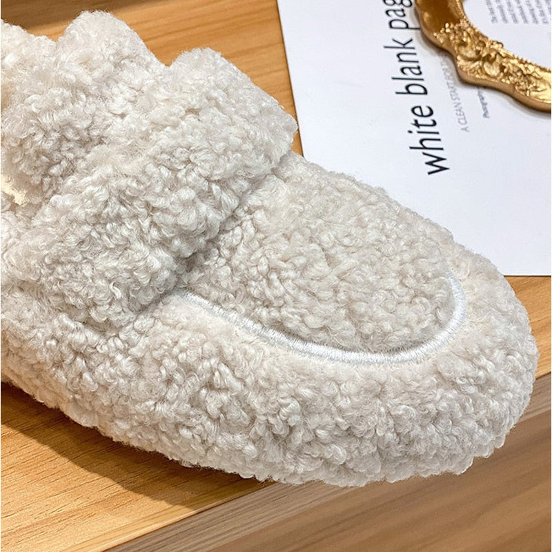 Pantofole in Shearling Sintetico | Morbide & Calde | Perfette per il Relax in Casa